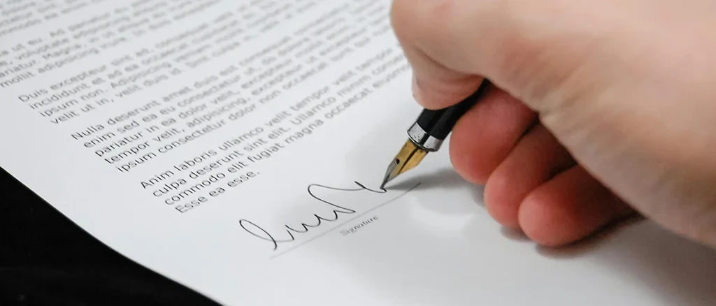 Contracts legal documents China